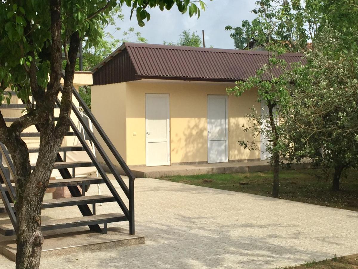 Rozalin Guest House Gudauta Luaran gambar