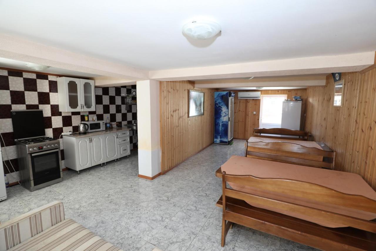 Rozalin Guest House Gudauta Luaran gambar