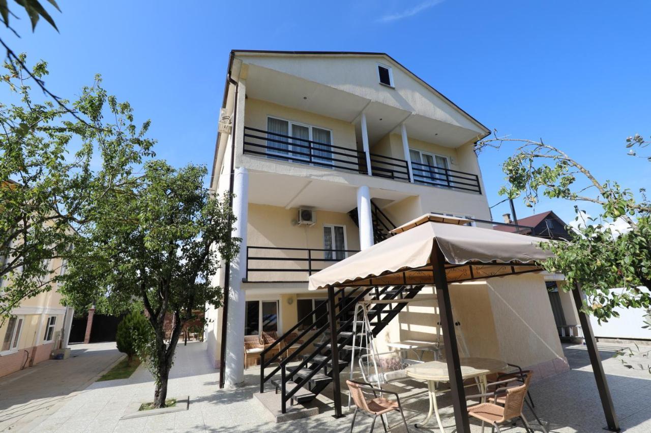 Rozalin Guest House Gudauta Luaran gambar